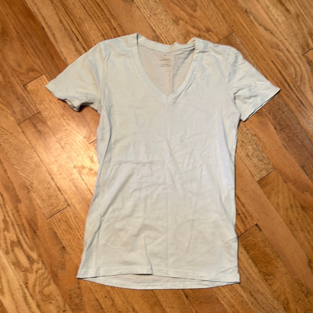 Everlane tee